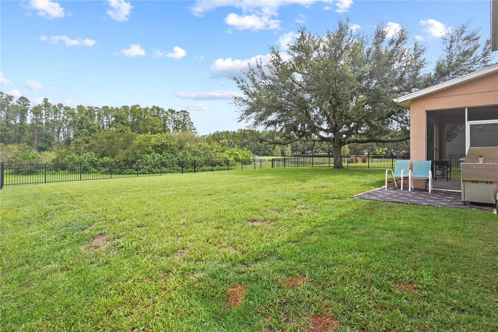 Listing photo id 43 for 6019 Cape Loop