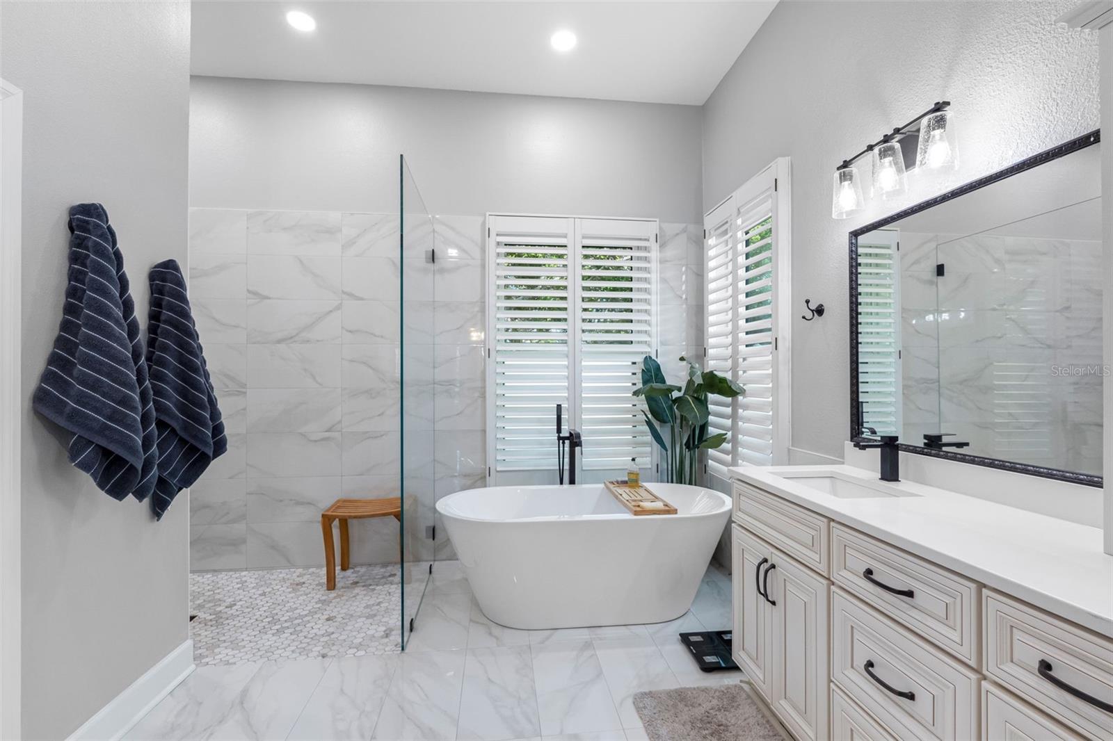 Image 26 of 60 For 7444 Watersilk Drive N