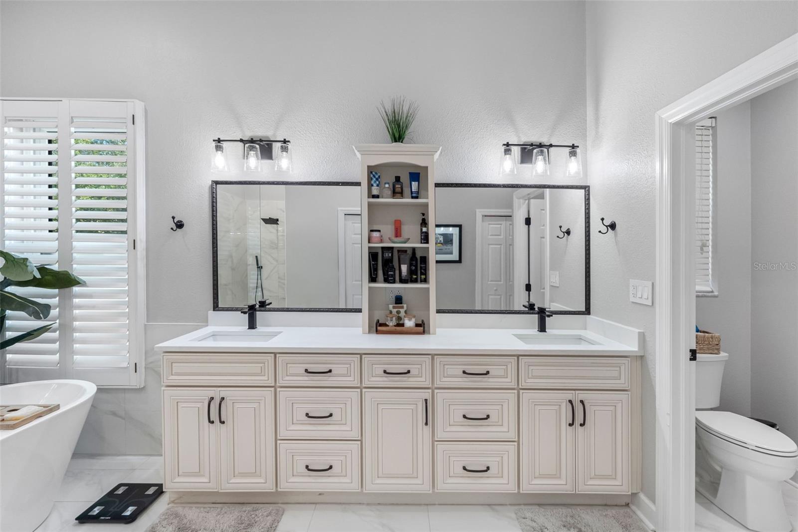 Image 28 of 60 For 7444 Watersilk Drive N