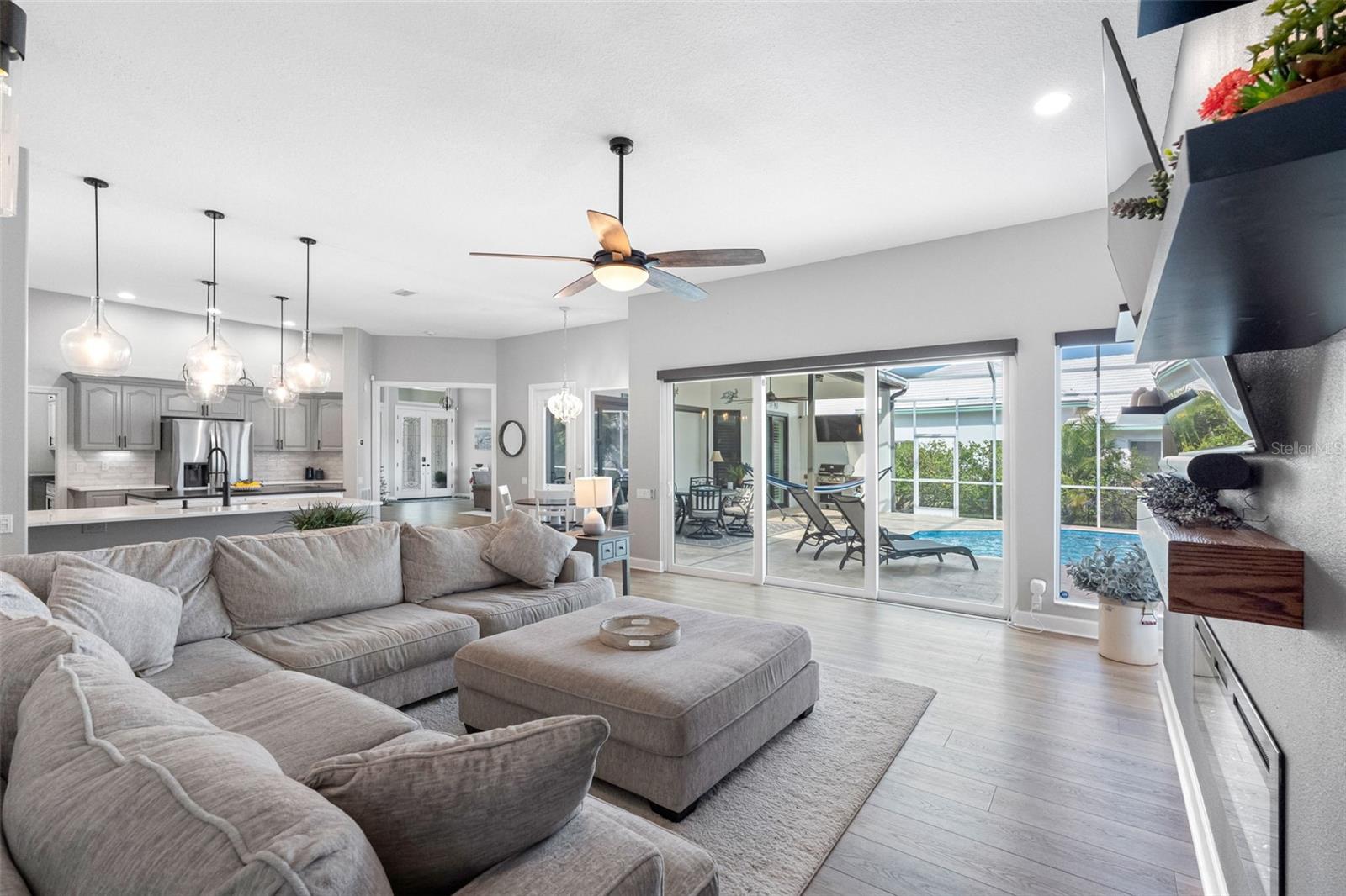 Image 7 of 60 For 7444 Watersilk Drive N