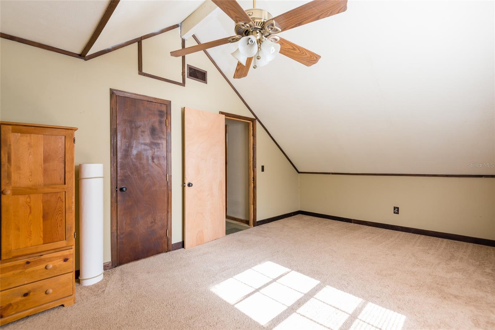 Image 30 of 58 For 2641 Mcintosh Road