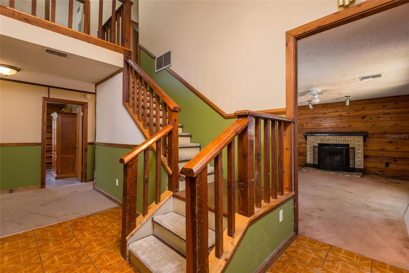 Image 4 of 58 For 2641 Mcintosh Road