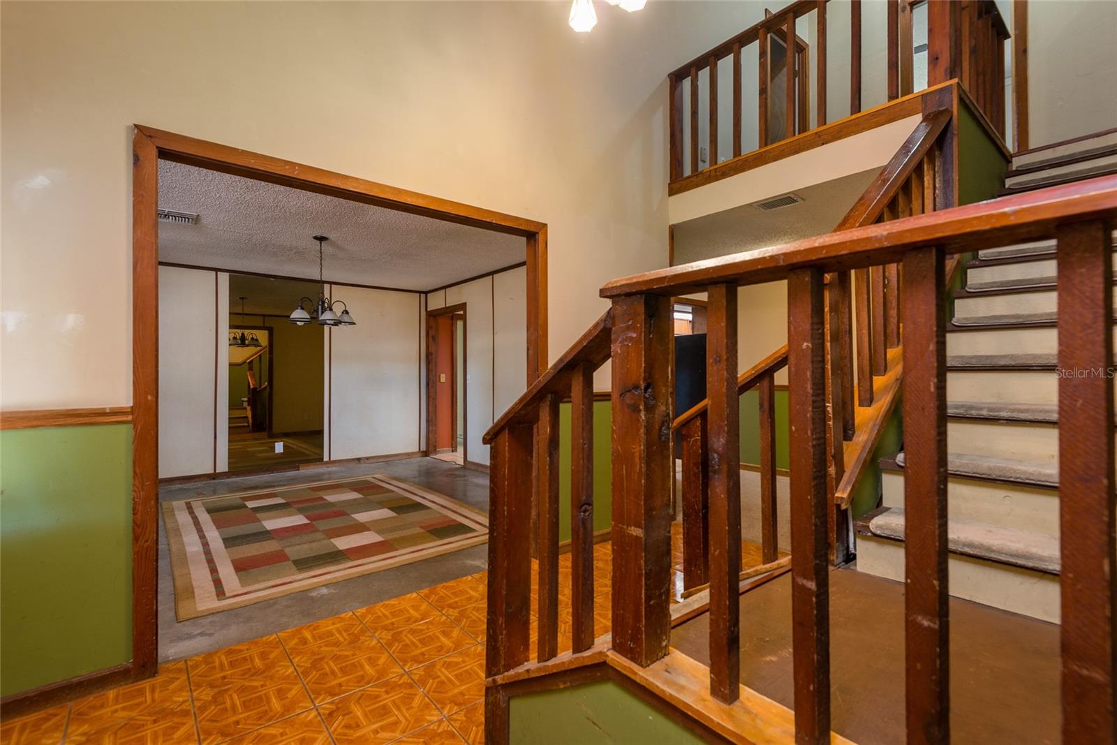 Image 5 of 58 For 2641 Mcintosh Road