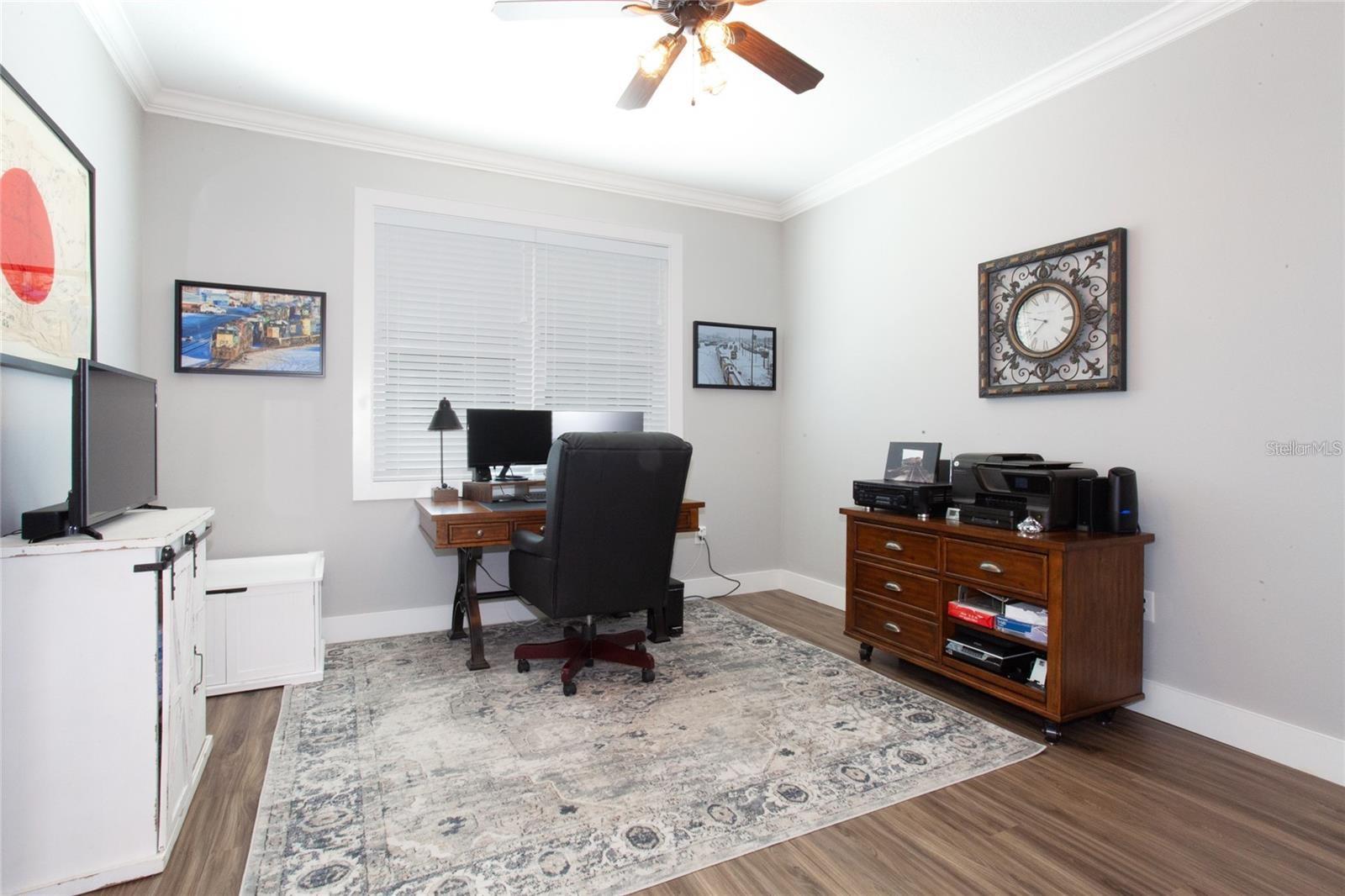 Image 13 of 21 For 1273 Savona Drive Ne