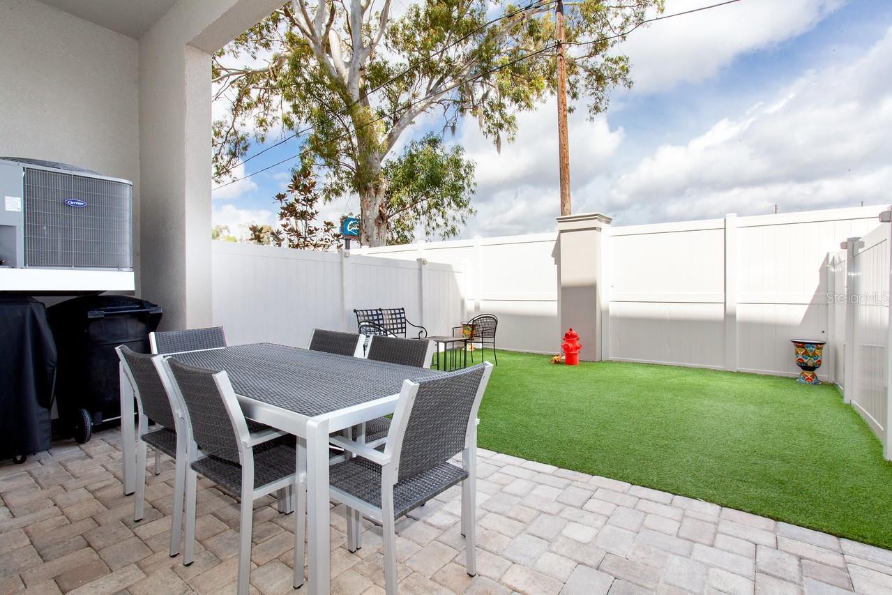 Image 18 of 21 For 1273 Savona Drive Ne