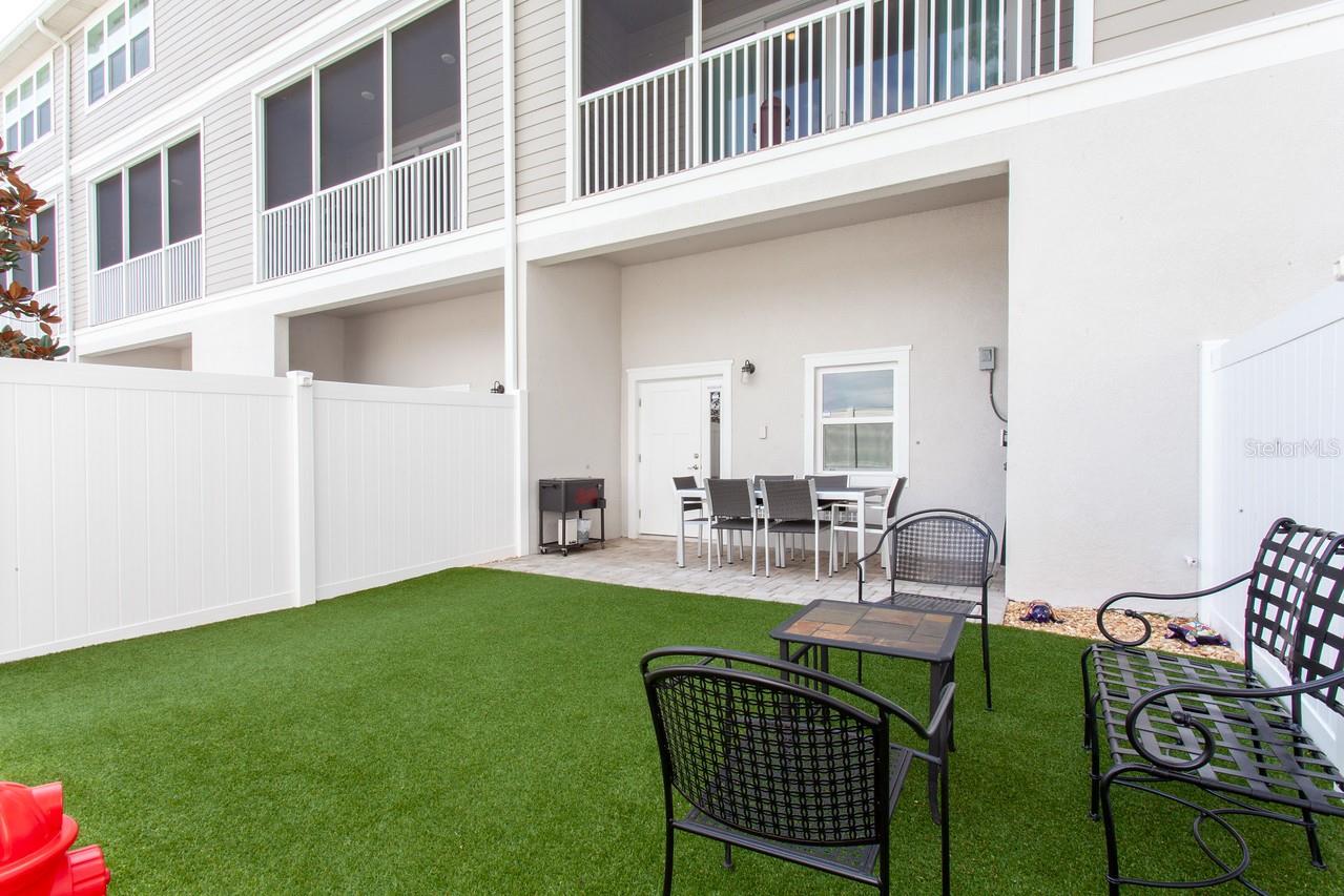 Image 3 of 21 For 1273 Savona Drive Ne