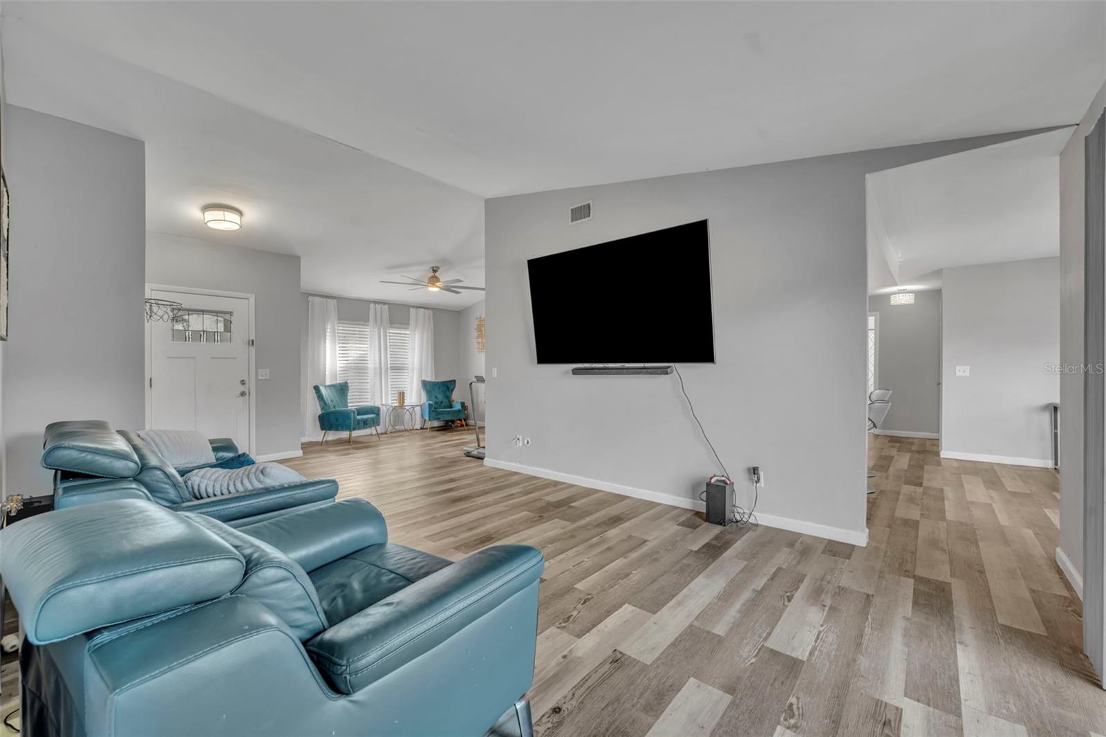 Image 7 of 55 For 15215 39th Circle