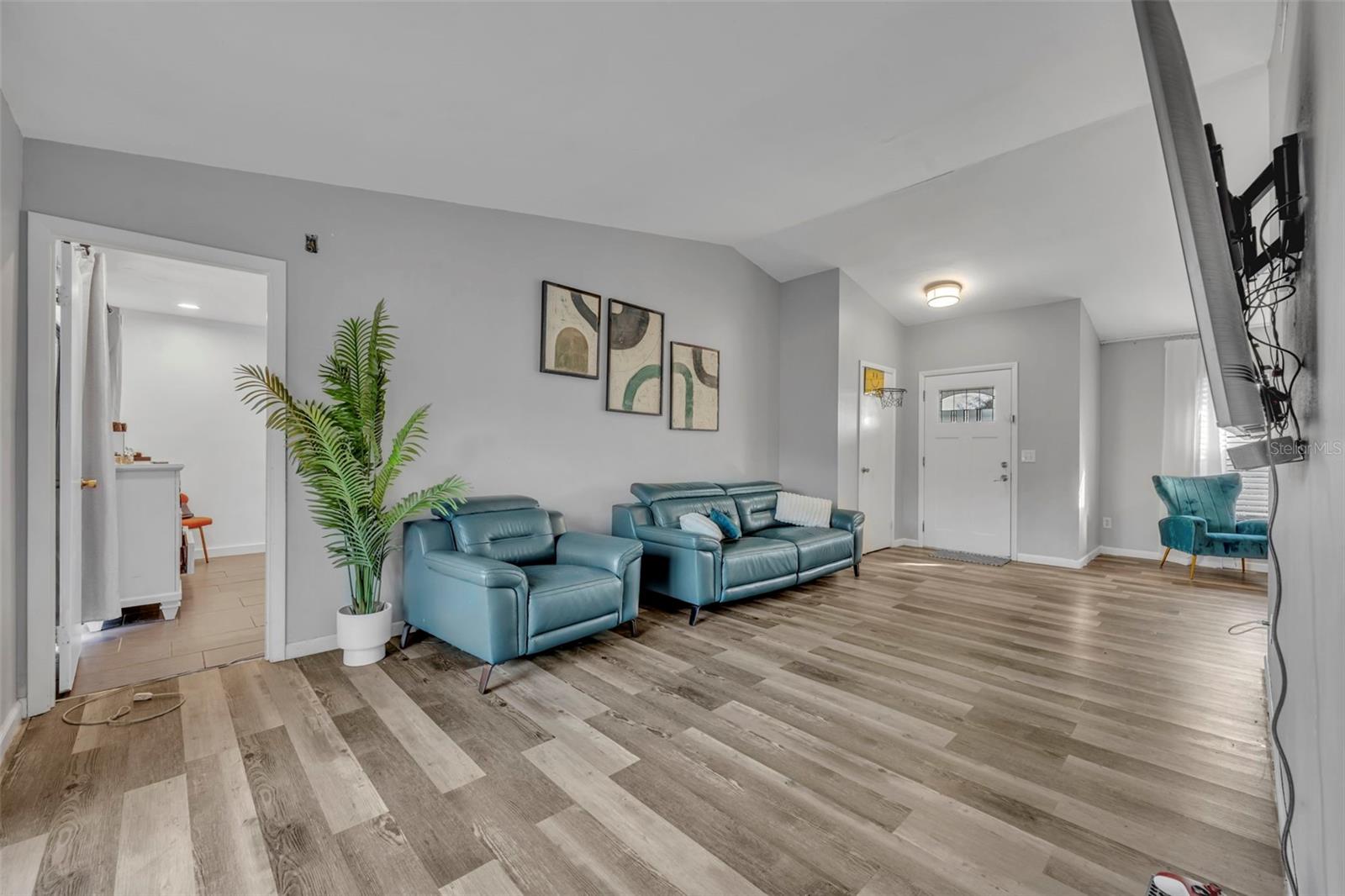 Image 8 of 55 For 15215 39th Circle