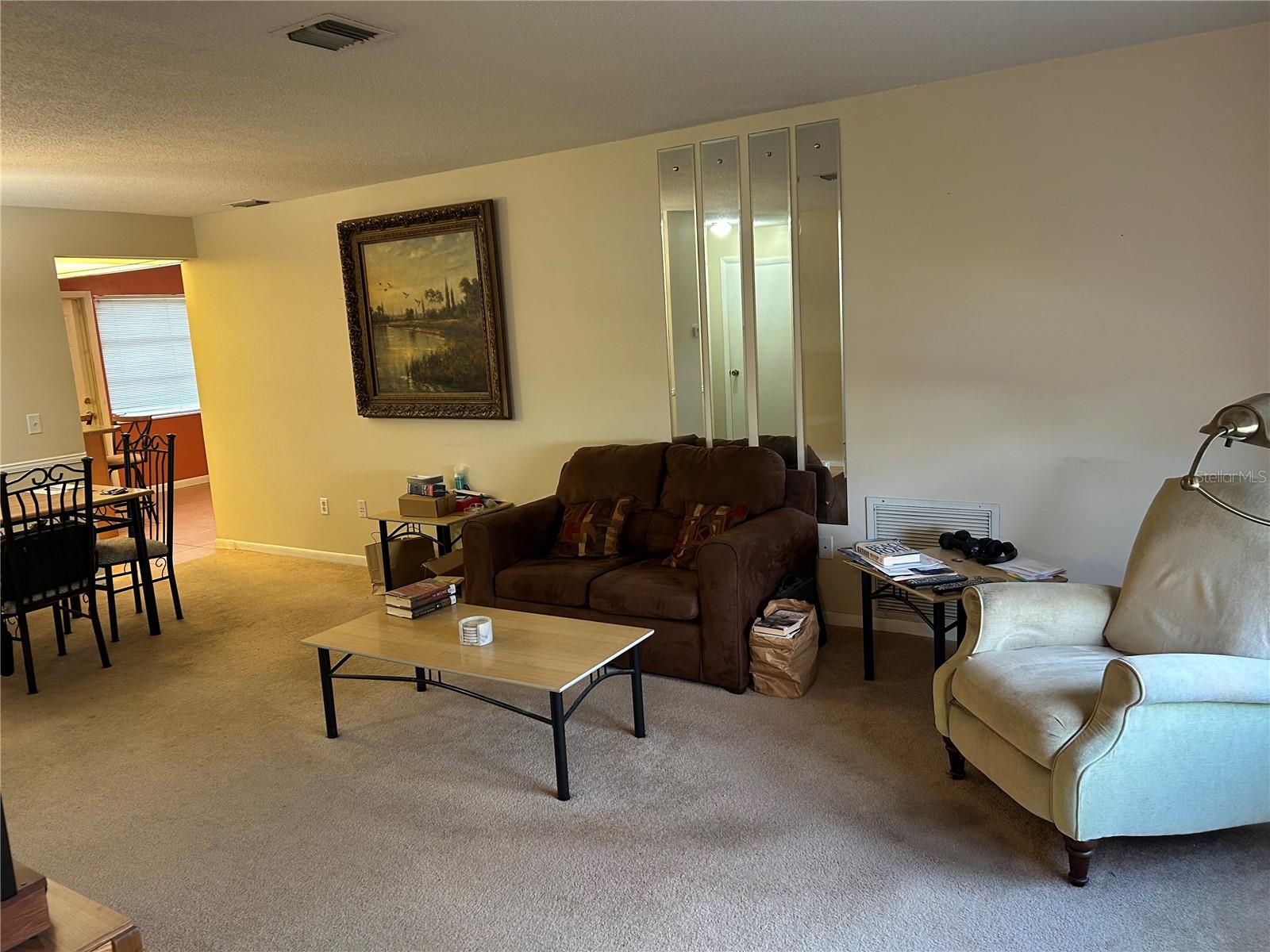 Image 4 of 16 For 8465 Calais N