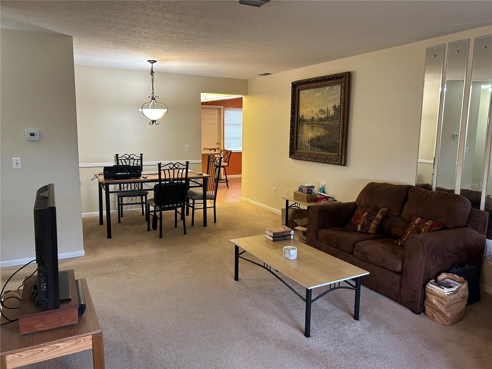 Image 5 of 16 For 8465 Calais N