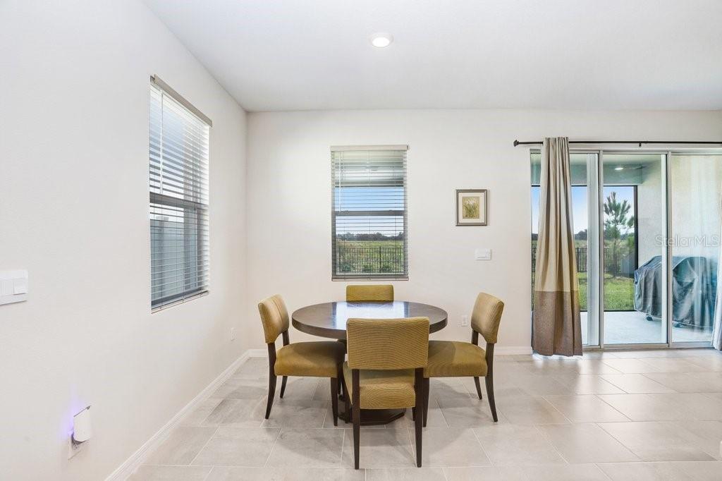 Image 19 of 39 For 33570 Darley Dale Trail