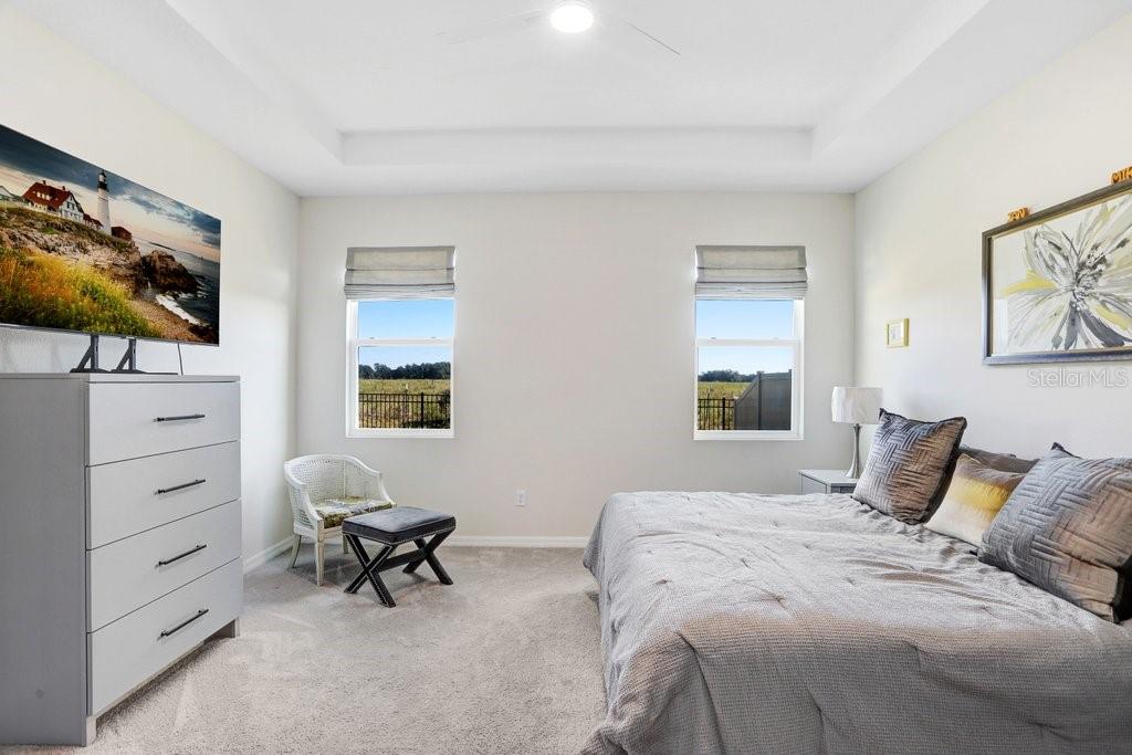 Image 24 of 39 For 33570 Darley Dale Trail