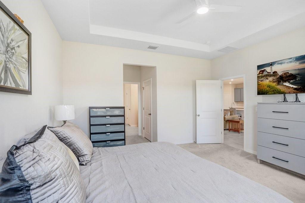 Image 25 of 39 For 33570 Darley Dale Trail