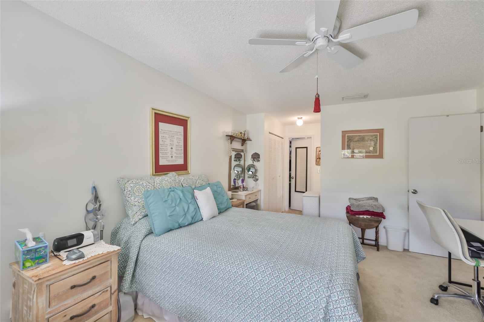 Image 15 of 37 For 313 Knottwood Court