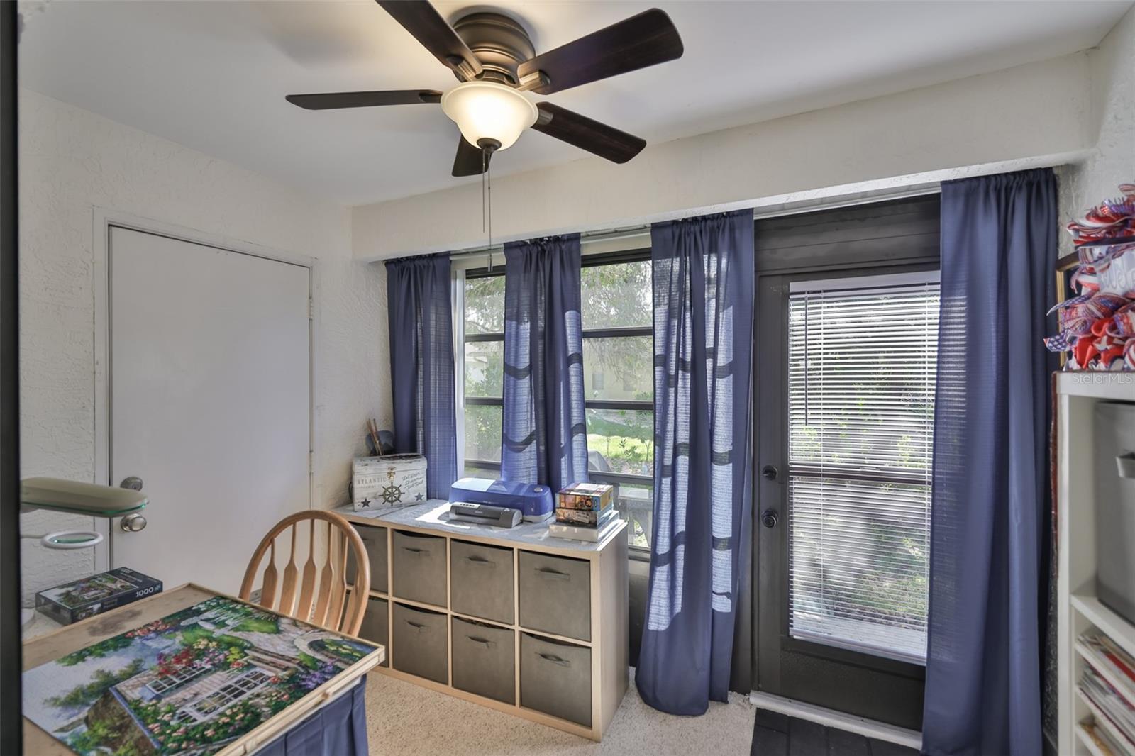 Image 23 of 37 For 313 Knottwood Court