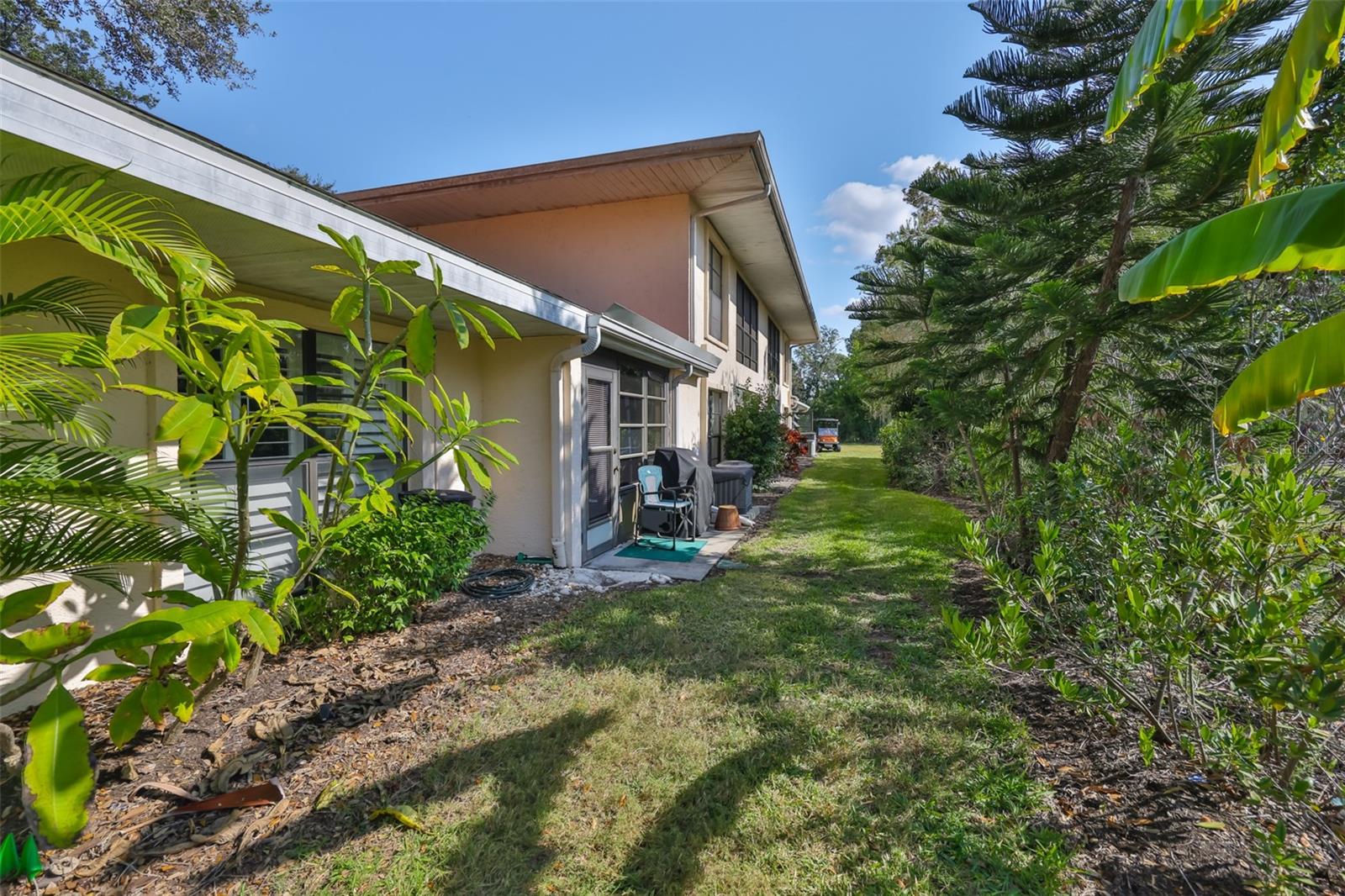 Image 25 of 37 For 313 Knottwood Court