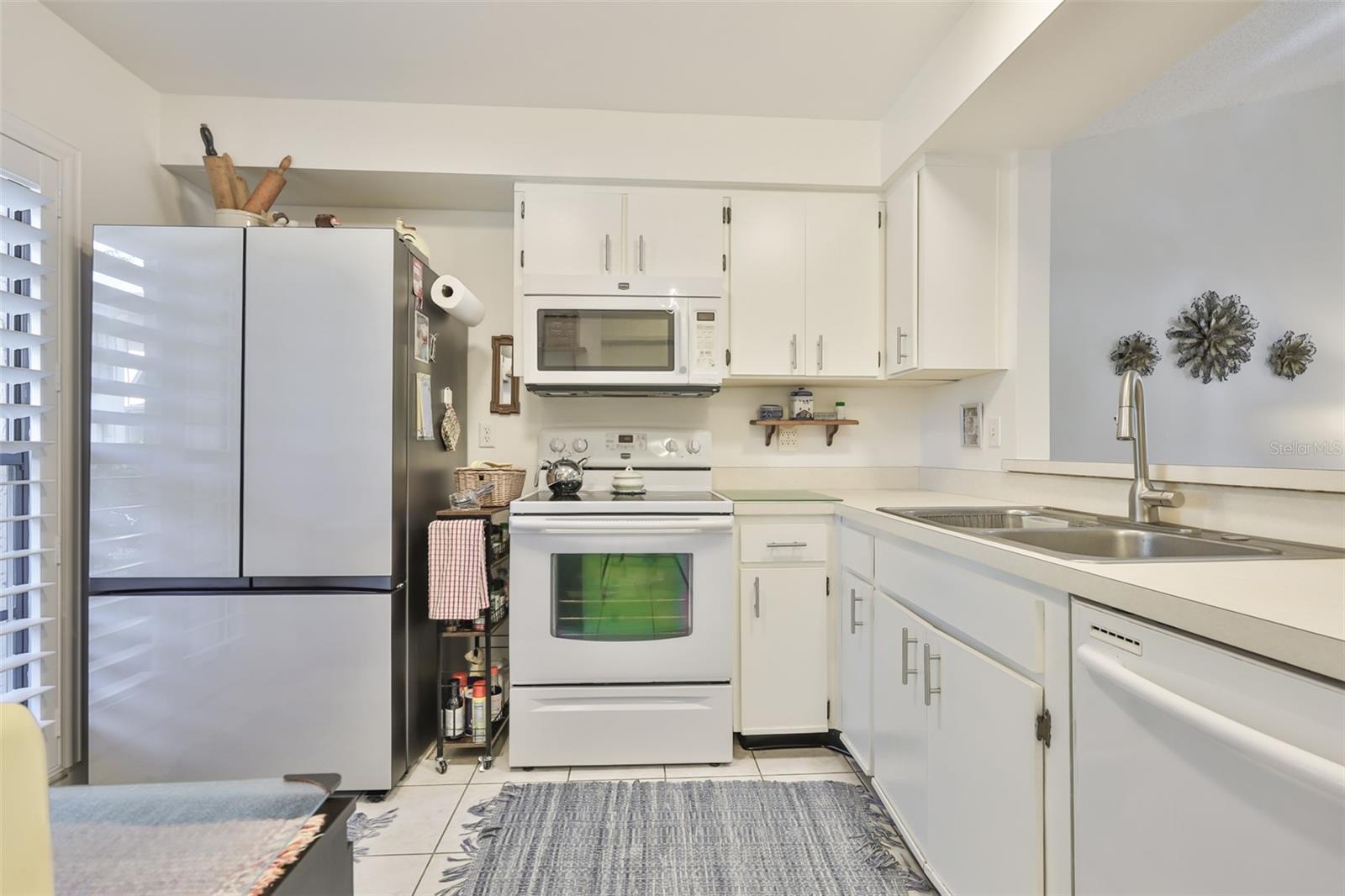 Image 8 of 37 For 313 Knottwood Court