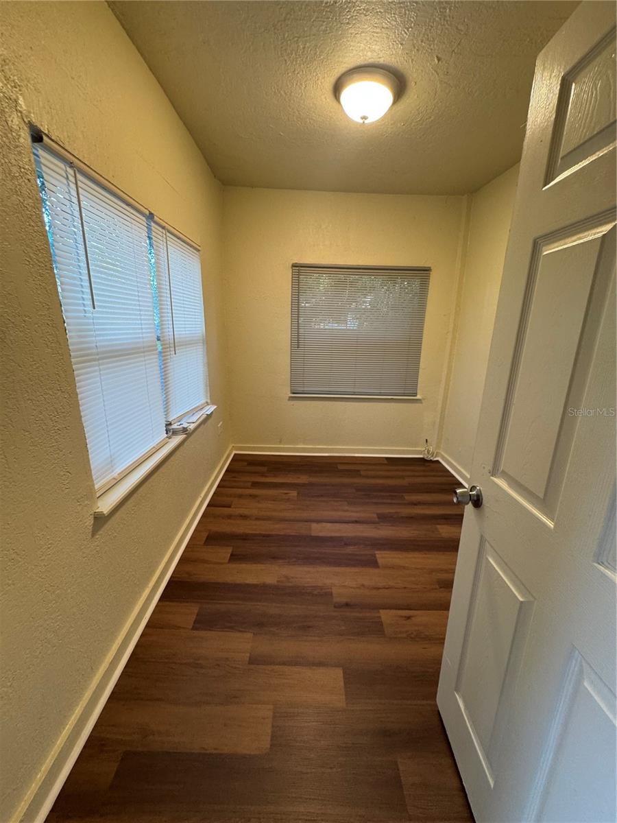 Image 19 of 23 For 665 26th Avenue S