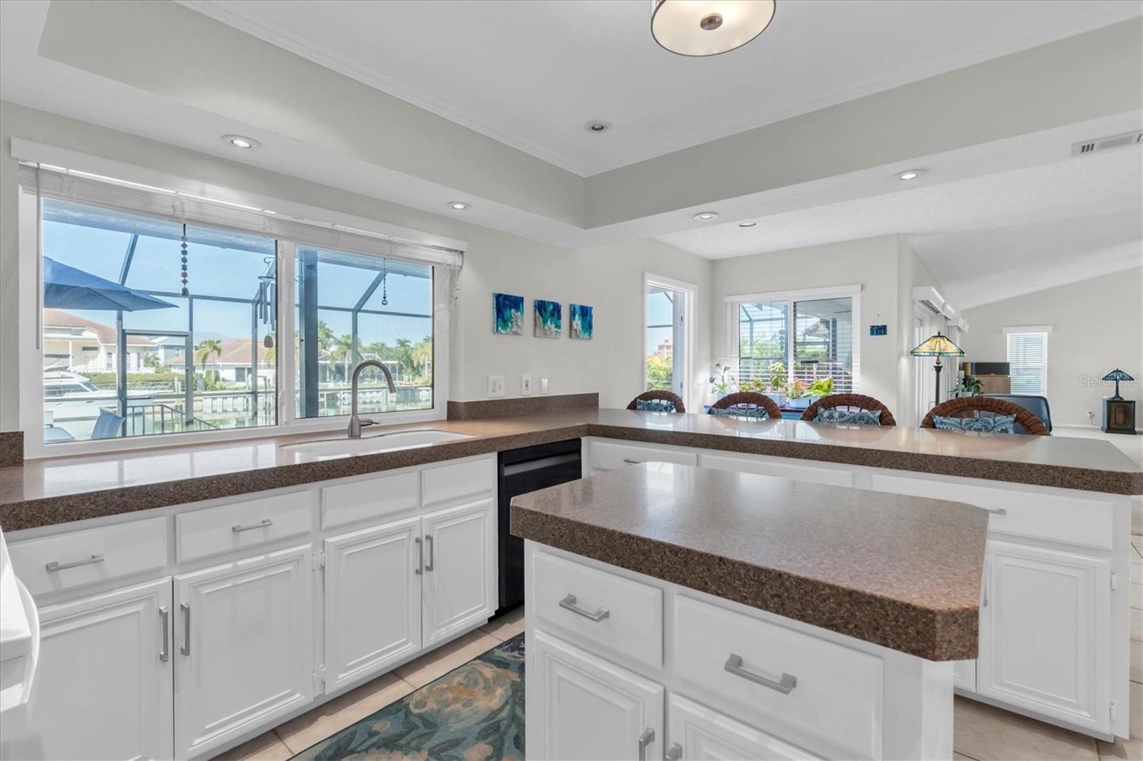 Image 4 of 66 For 4961 61st Avenue S