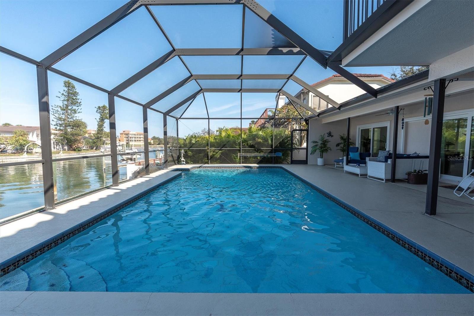 Image 43 of 66 For 4961 61st Avenue S