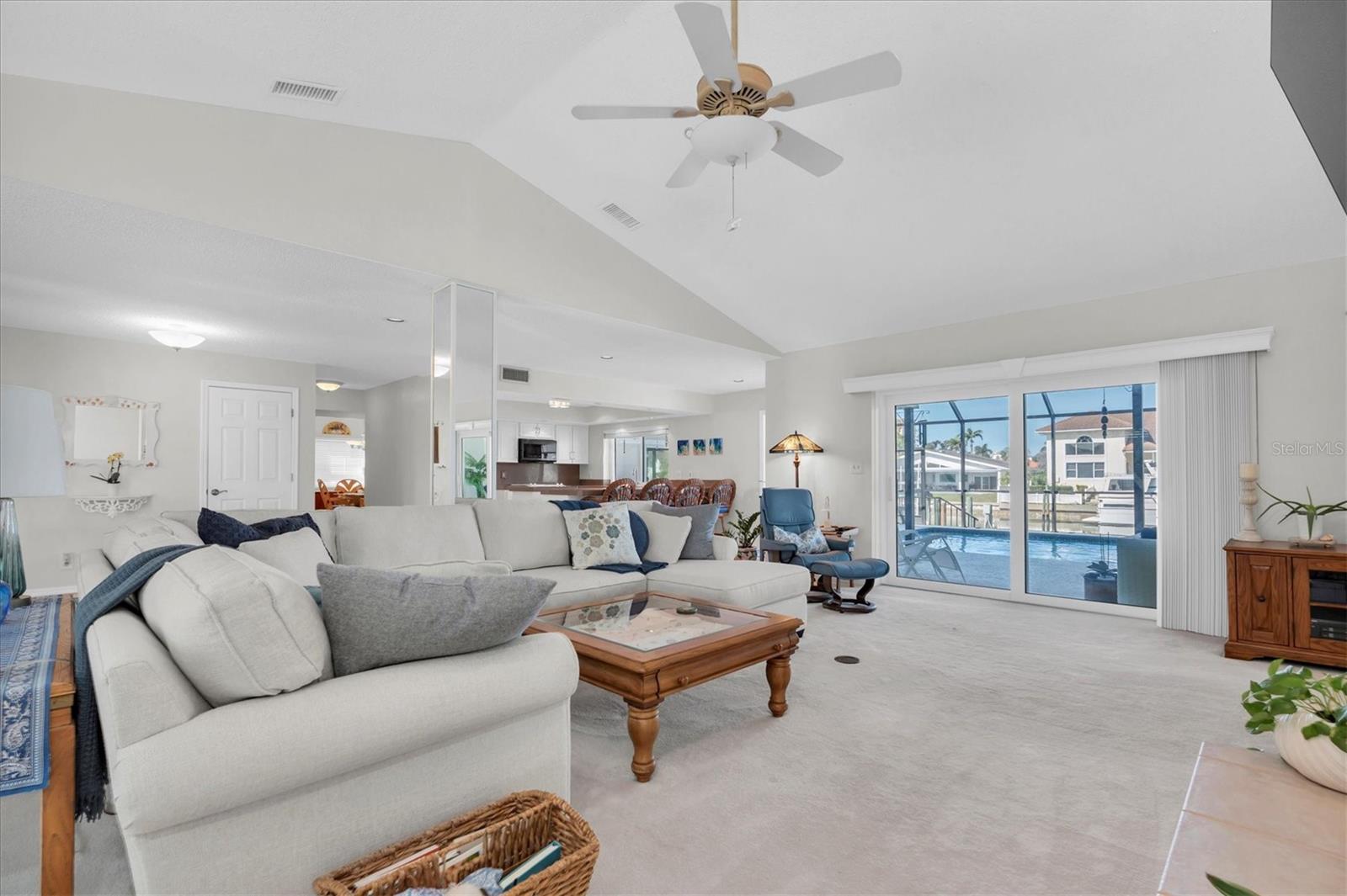 Image 8 of 66 For 4961 61st Avenue S