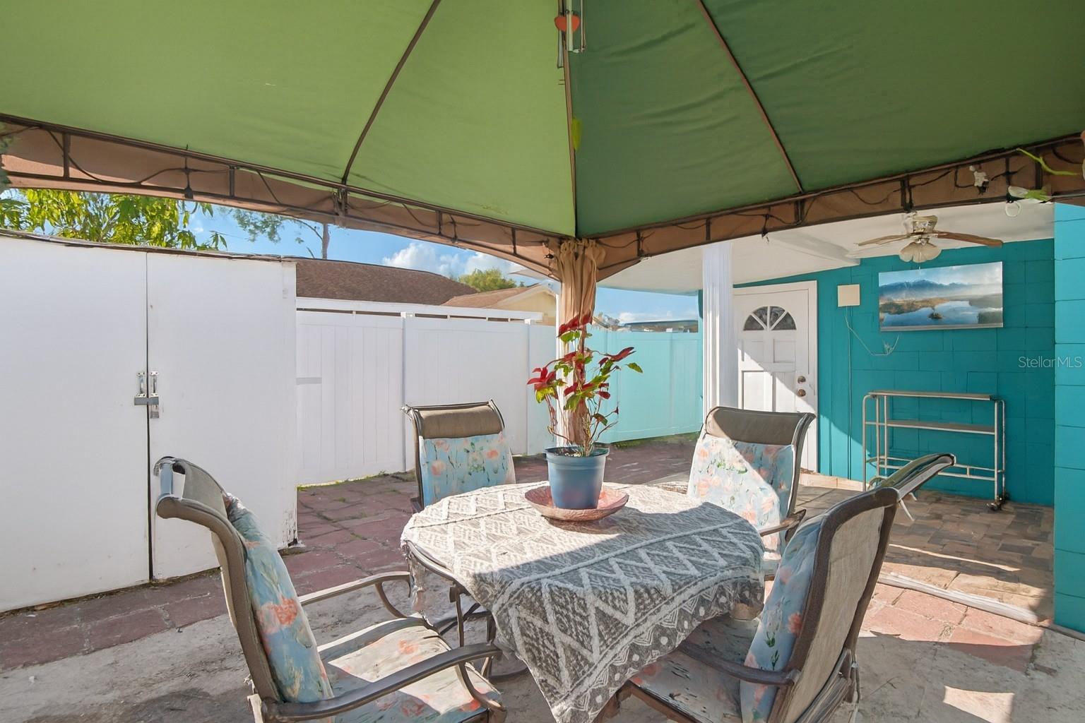 Image 13 of 20 For 9126 Baymeadow Court