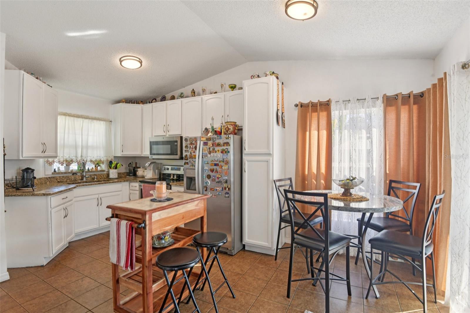 Image 5 of 20 For 9126 Baymeadow Court