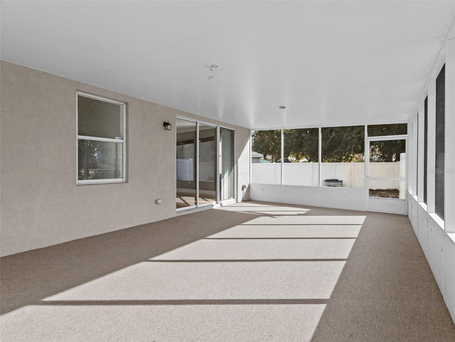 Listing photo id 20 for 6237 Dainty Bess Court