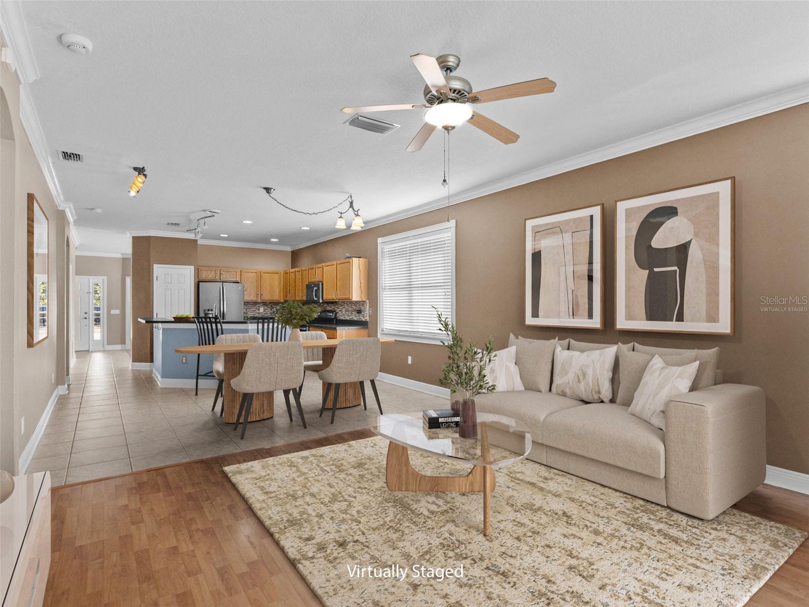 Listing photo id 4 for 6237 Dainty Bess Court