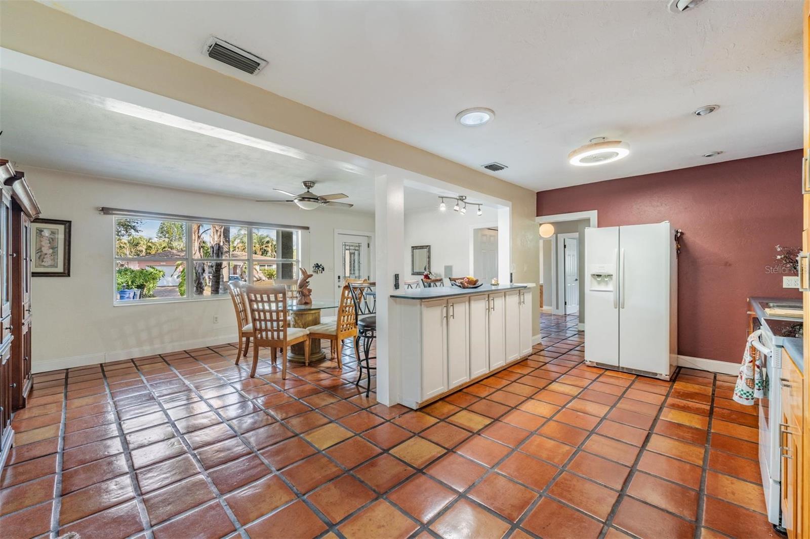 Image 12 of 52 For 9854 51st Avenue N