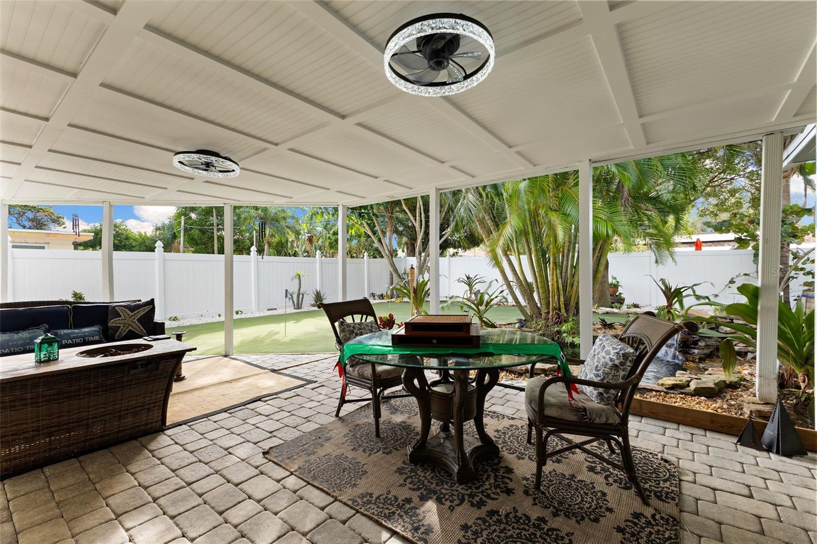 Image 35 of 52 For 9854 51st Avenue N