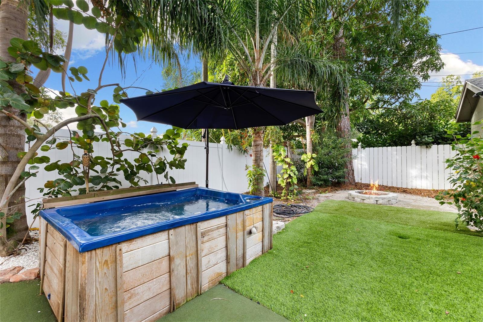 Image 36 of 52 For 9854 51st Avenue N