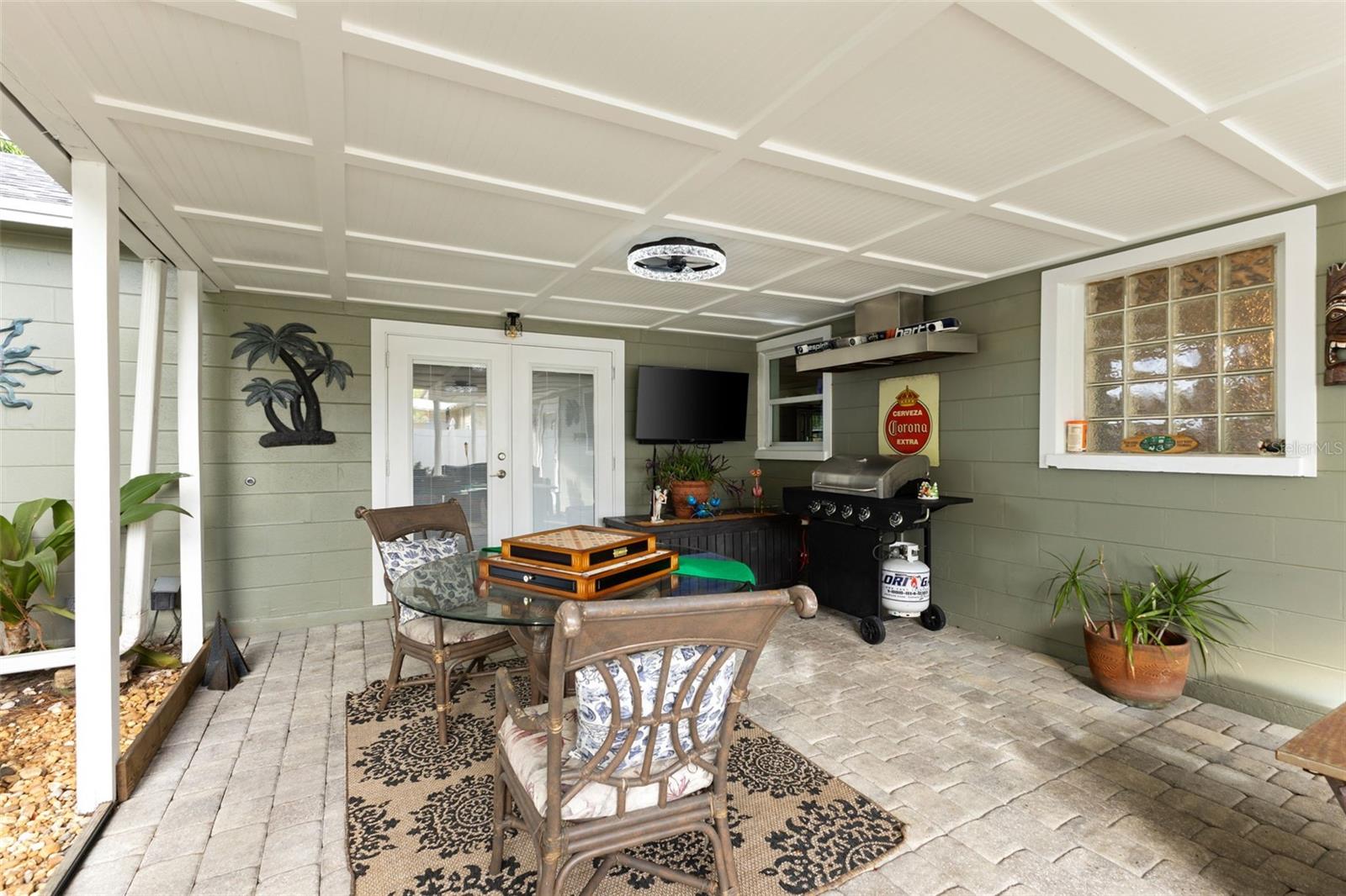 Image 41 of 52 For 9854 51st Avenue N