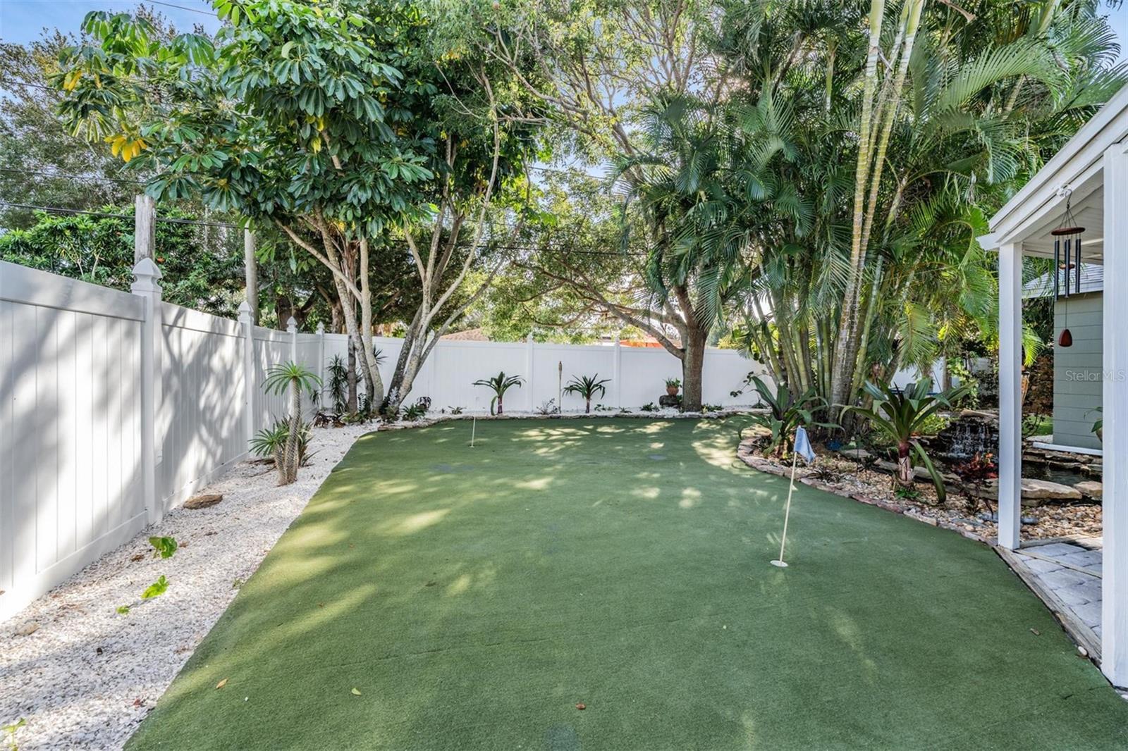 Image 6 of 52 For 9854 51st Avenue N