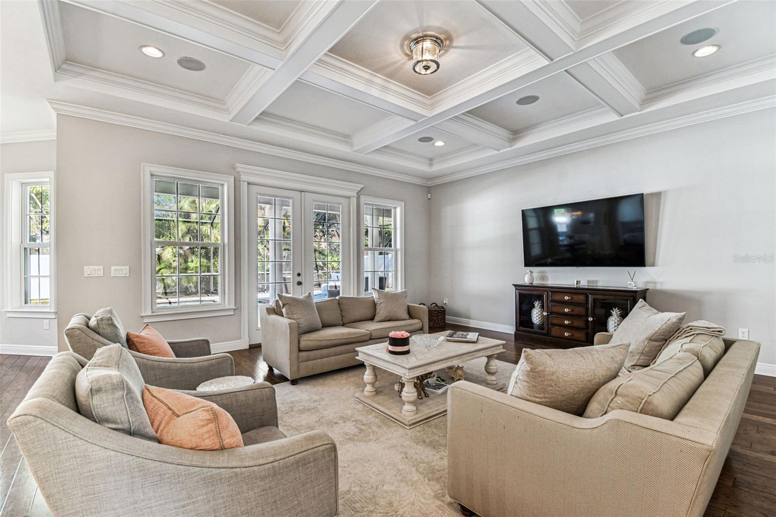 Image 17 of 74 For 4105 Corona Street