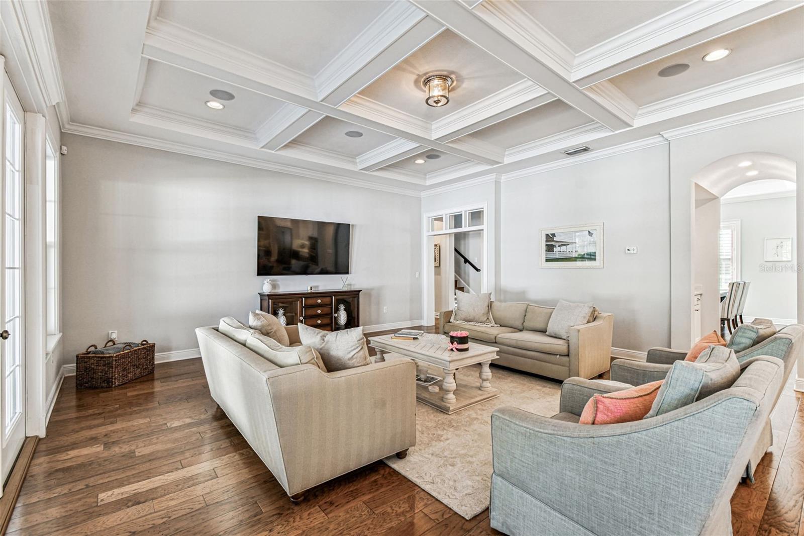 Image 18 of 74 For 4105 Corona Street