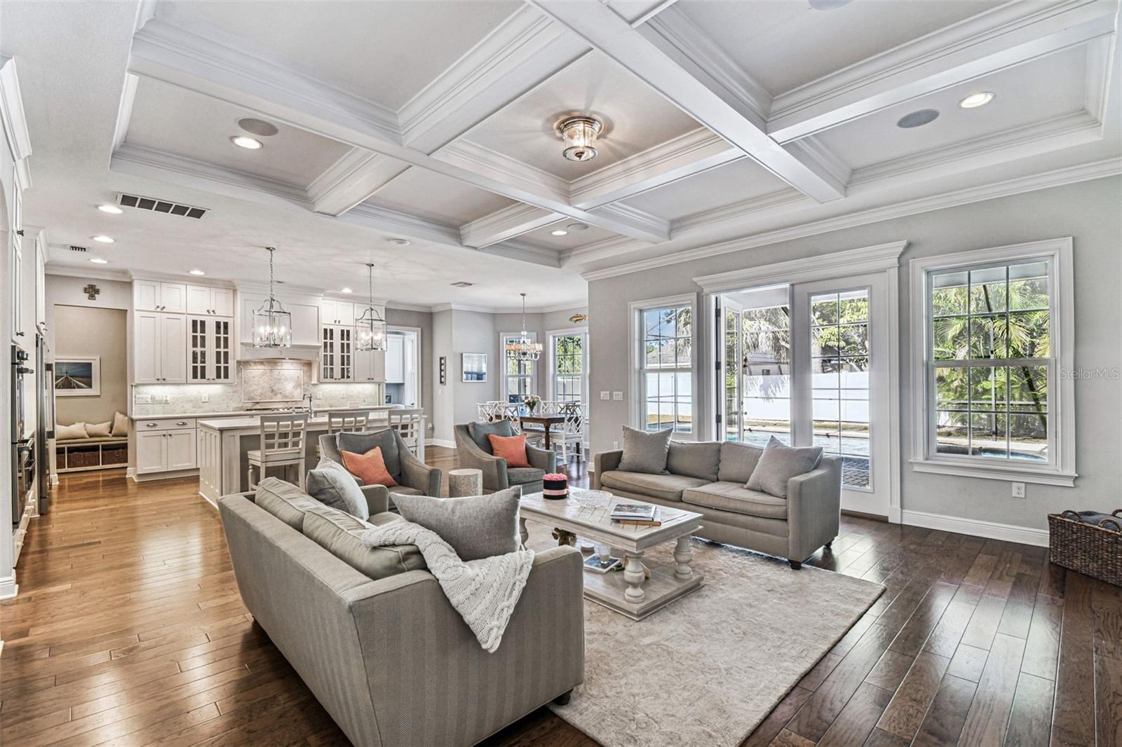 Image 19 of 74 For 4105 Corona Street