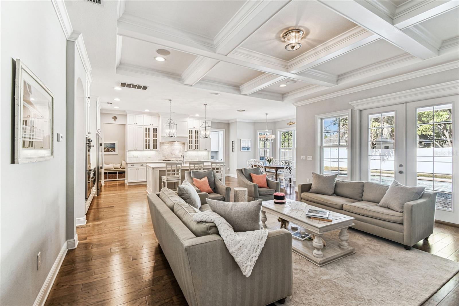 Image 20 of 74 For 4105 Corona Street