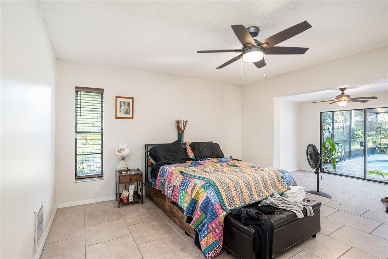 Listing photo id 10 for 202 Running Horse Road