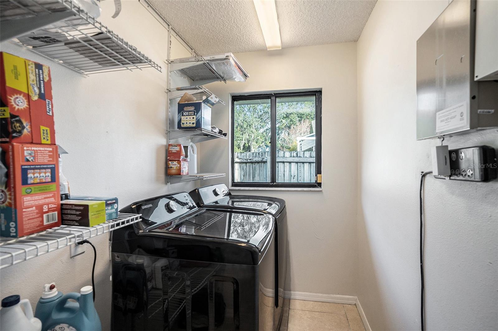 Listing photo id 21 for 202 Running Horse Road