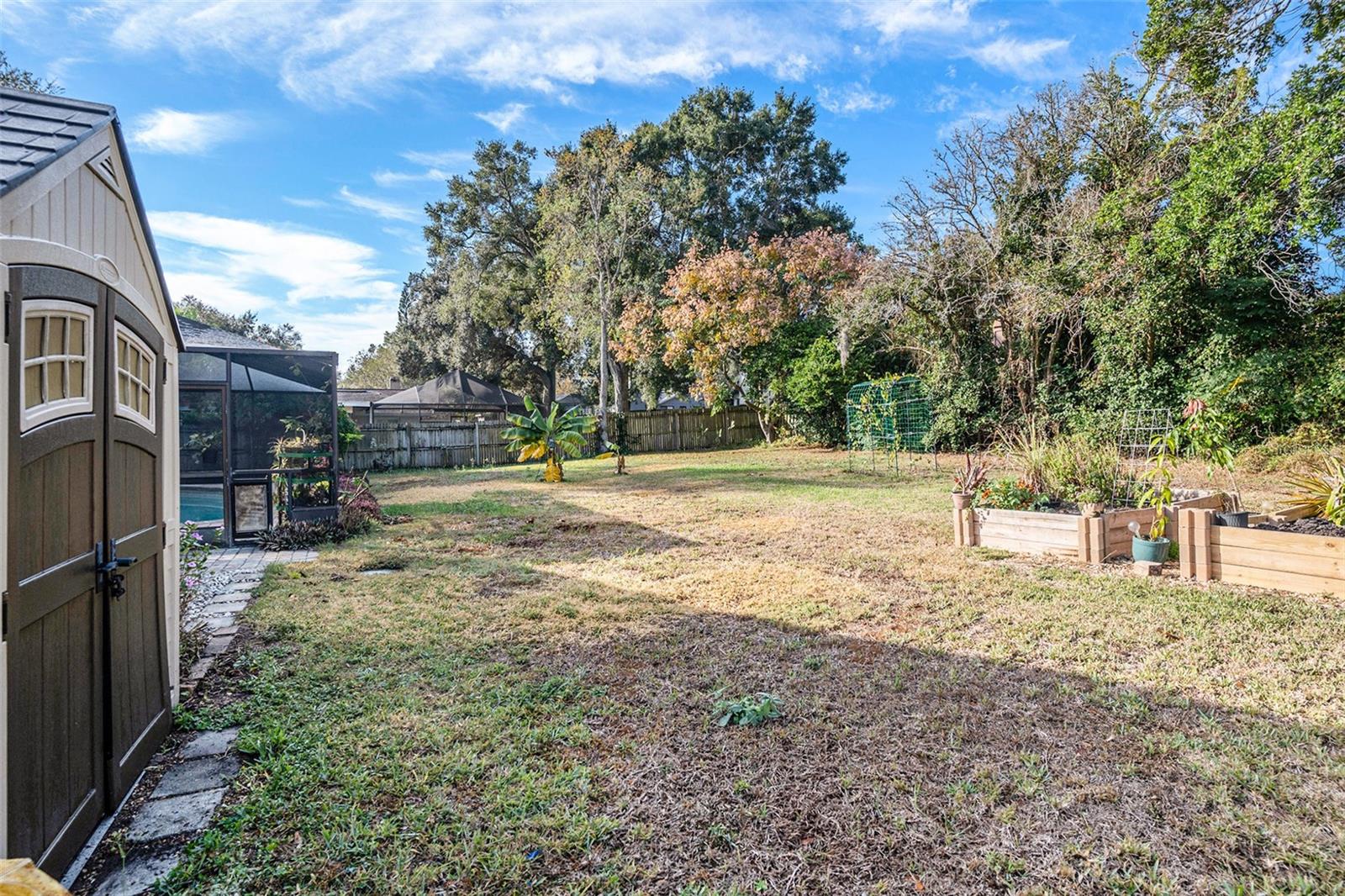 Listing photo id 26 for 202 Running Horse Road