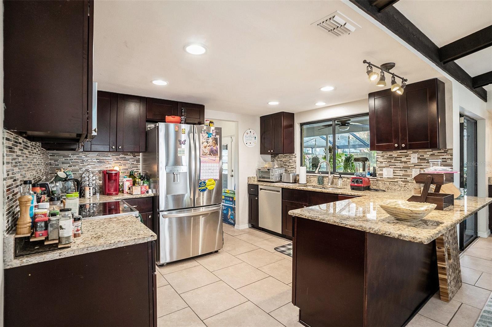 Listing photo id 6 for 202 Running Horse Road