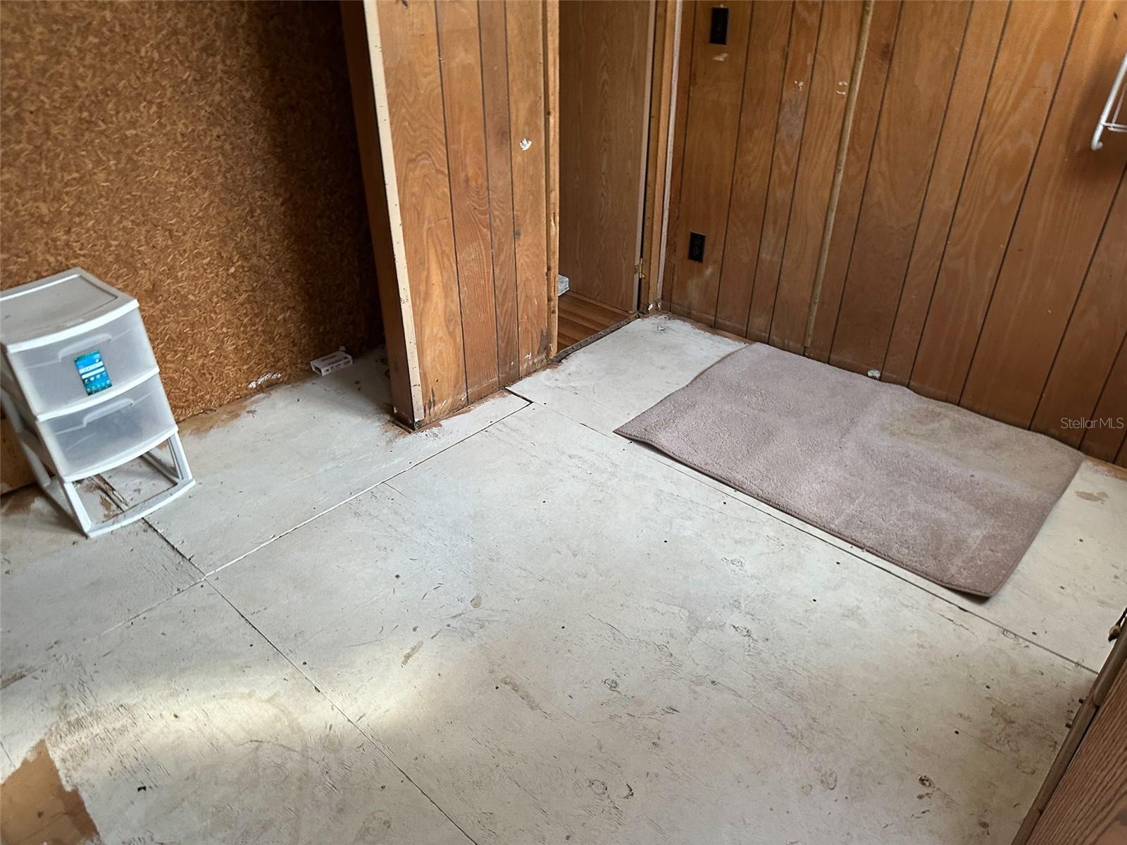 Image 13 of 20 For 1607 Faye Street