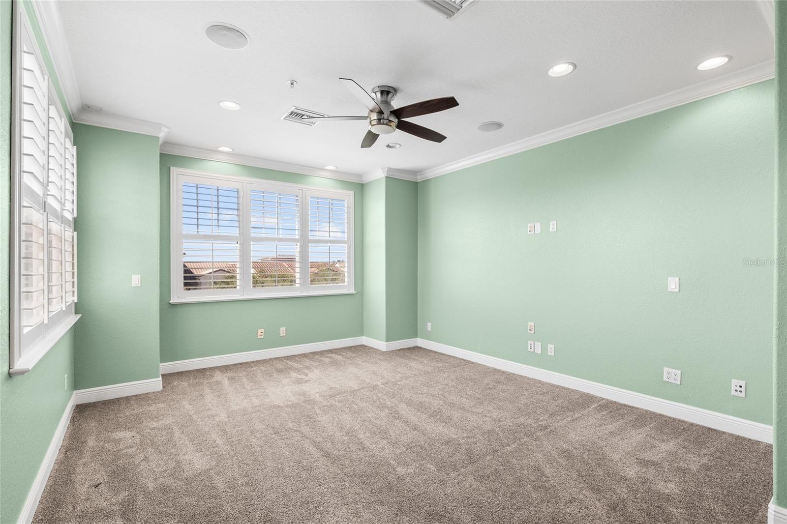 Image 34 of 64 For 6002 Printery Street 105