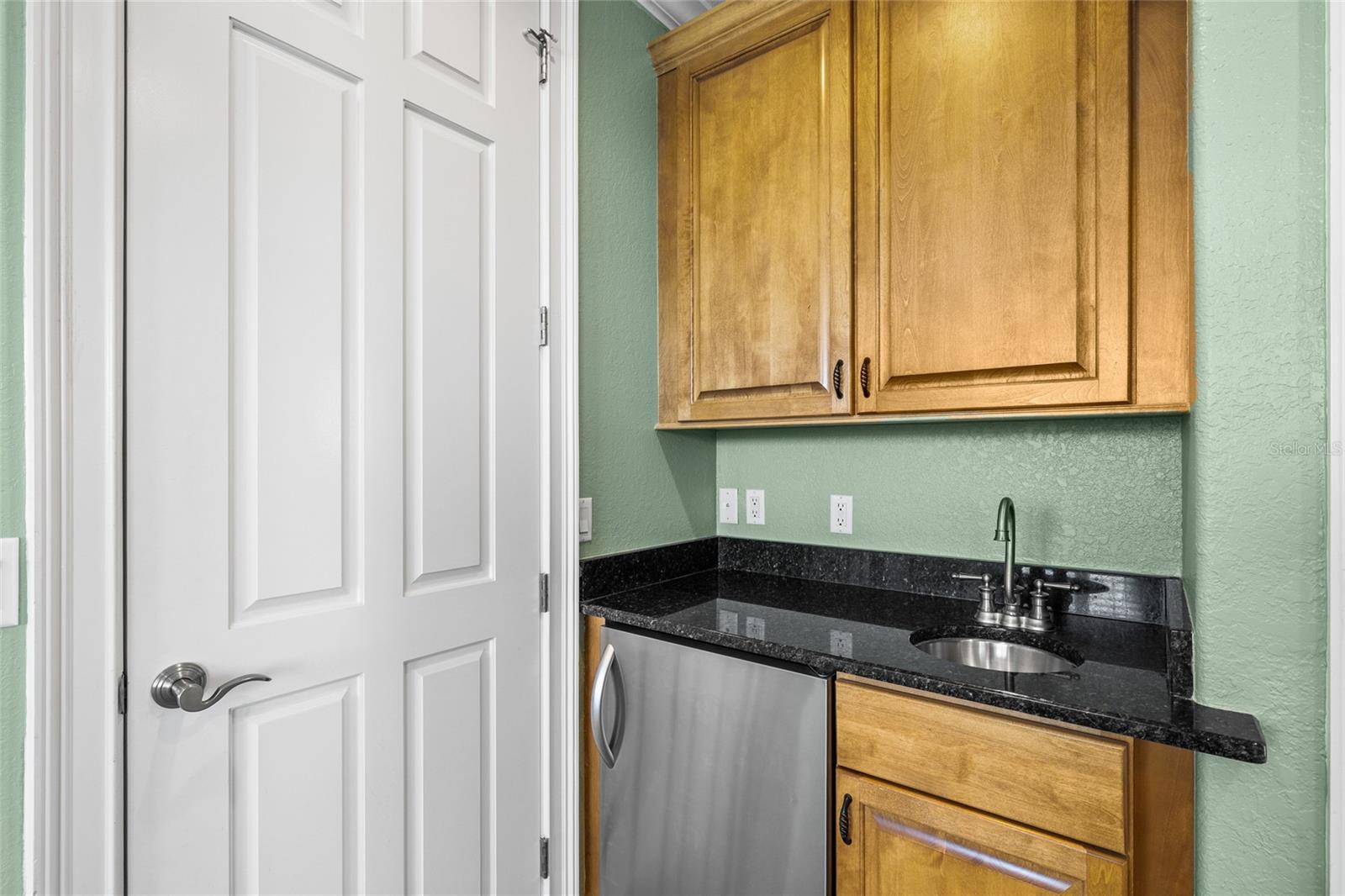 Image 37 of 64 For 6002 Printery Street 105