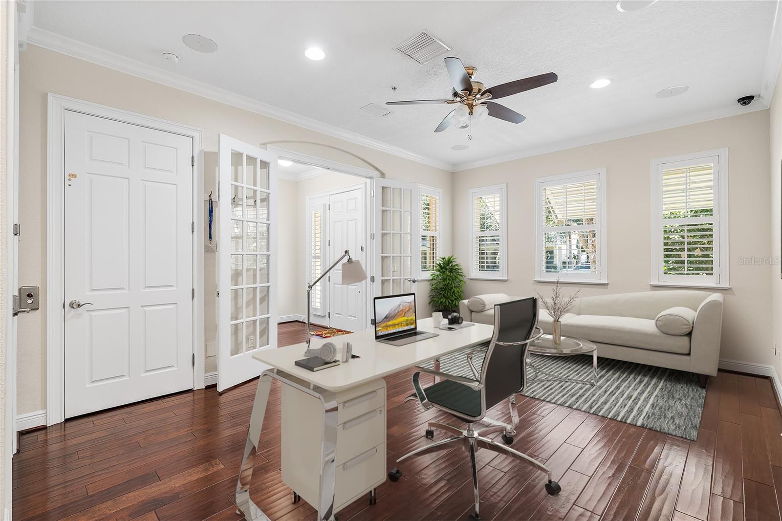 Image 5 of 64 For 6002 Printery Street 105