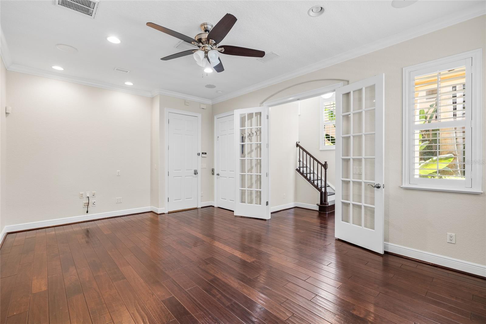 Image 6 of 64 For 6002 Printery Street 105