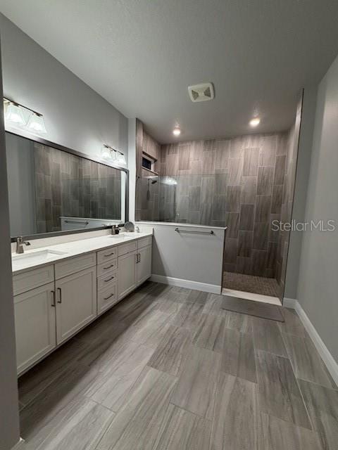 Listing photo id 0 for 5407 Del Coronado Drive