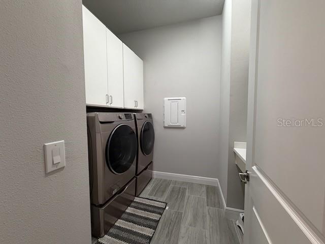 Listing photo id 5 for 5407 Del Coronado Drive