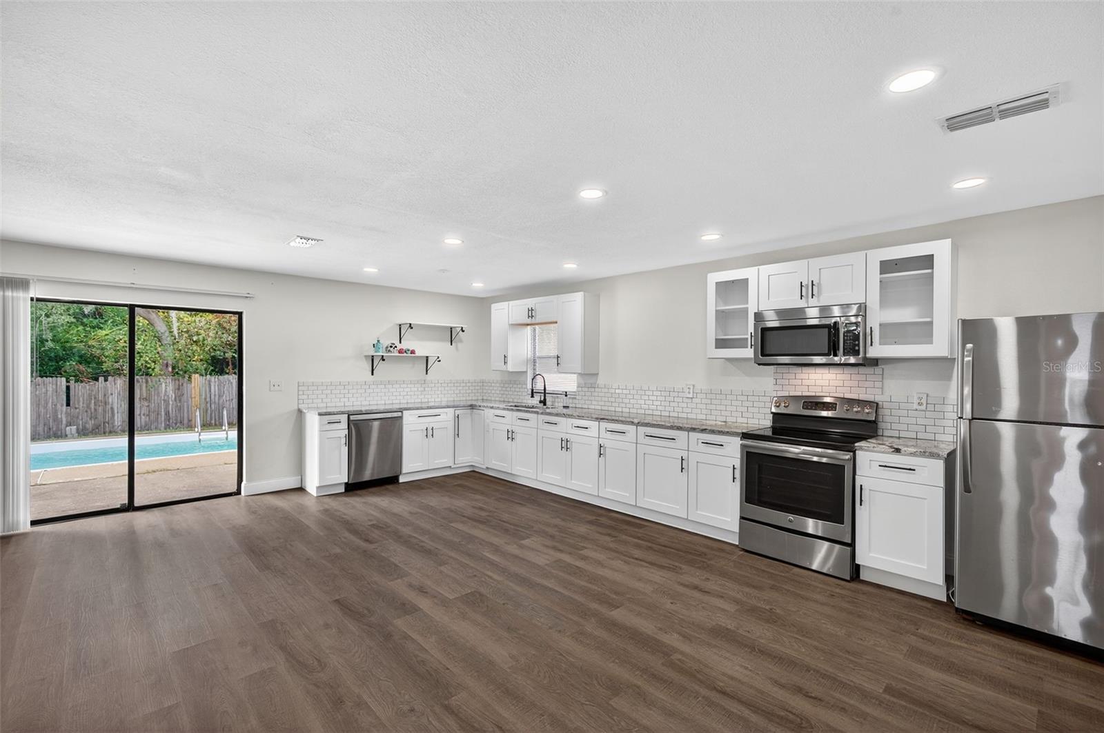 Image 13 of 34 For 5903 Chicory Court